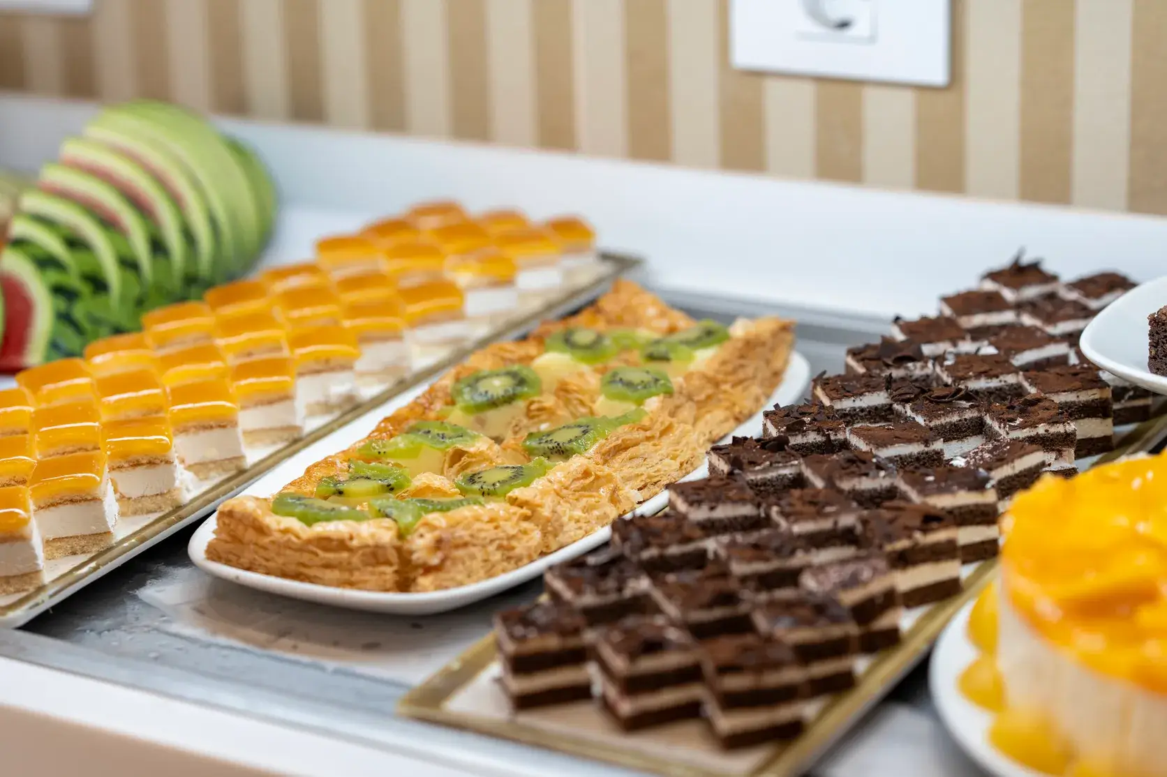 Anamar Buffet 3